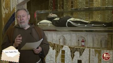 Caro Padre Pio, Ti Chiedo Di Portare Questa Mia Preghiera Sullaltare