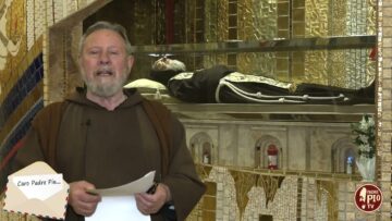 Caro Padre Pio, Ti Chiedo Una Preghiera Particolare Per La Mamma Di Un Mio Amico