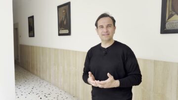 Padre Pio Vide La Madonna Con Gesù: Tu Ci Appartieni
