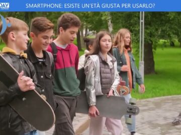 Smartphone: Esiste Un’età Giusta Per Usarlo? (Just Today 22 Maggio 2026)