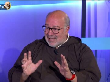 Sulle Orme Di Padre Pio: Fra Modestino E La Forza Del Santo Rosario