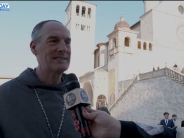 Il Cardinale Bustillo: Dopo Il Viaggio Di Leone XIV La Francia Non Sarà Più La Stessa.
